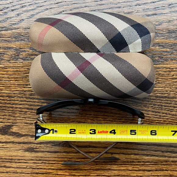 Authentic Burberry Sunglasses - Picture 5 of 14